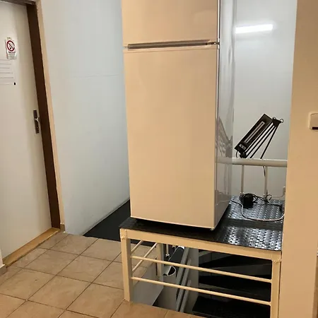 Own Toilet - Clima - Freeparking * Братислава