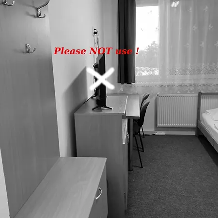 Einsteinova Petrzalka Station Habitación en casa particular *