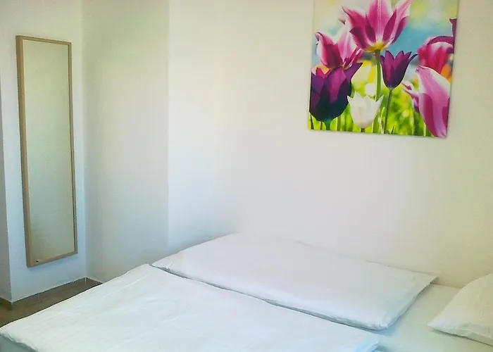 Einsteinova Petrzalka Station 브라티슬라바