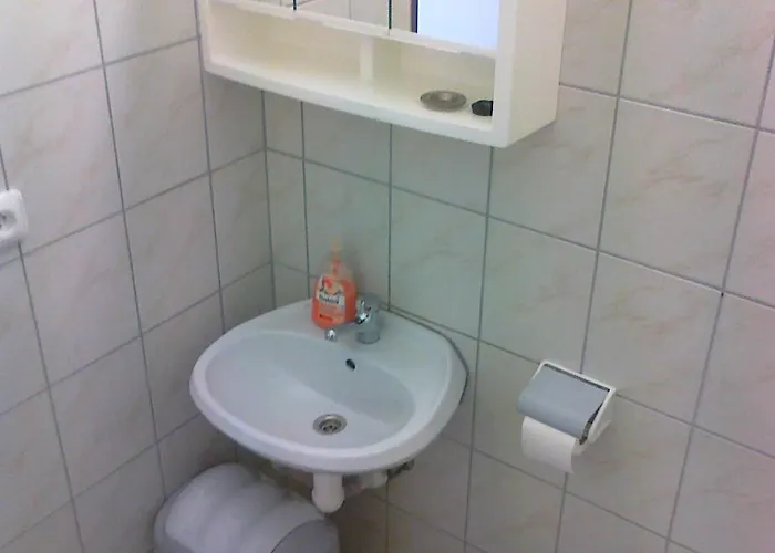 Einsteinova Petrzalka Station 홈스테이 *