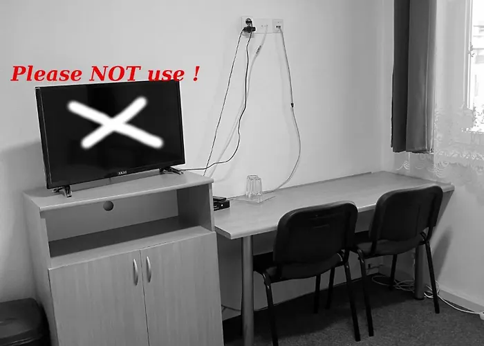 Gazde/Camere de închiriat Einsteinova Petrzalka Station *